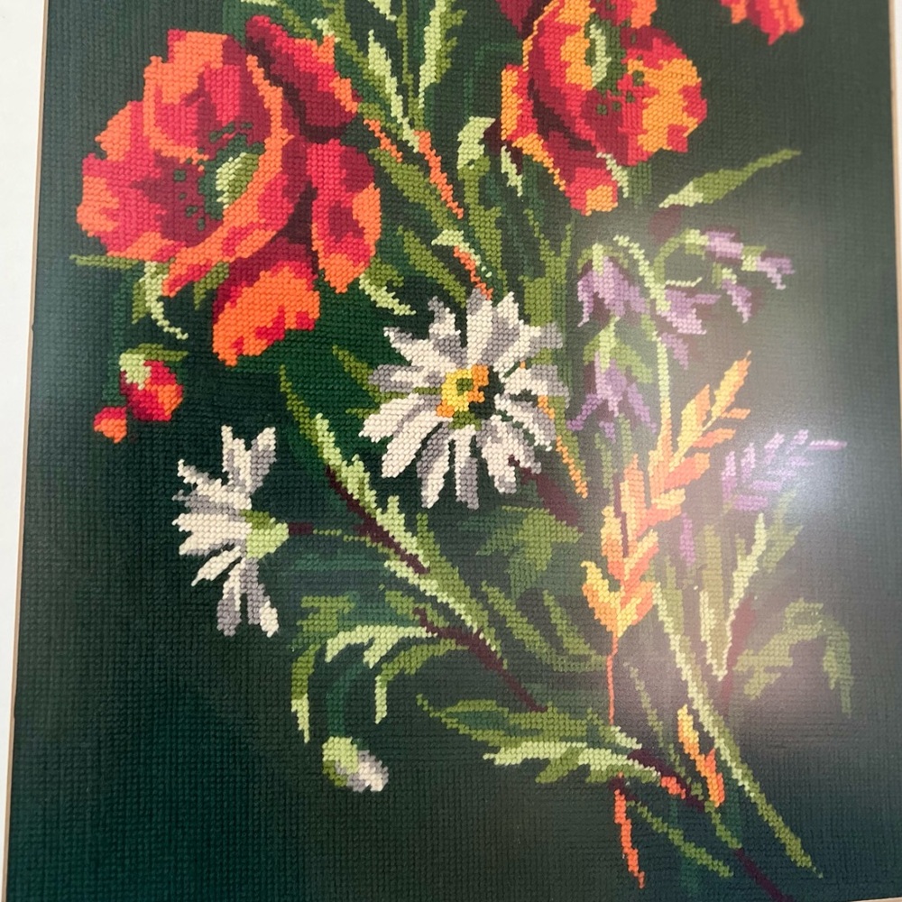 French Floral Needlepoint Vintage Margot de Paris Hand Stitched Tapestry #557 - Picture 8 of 16